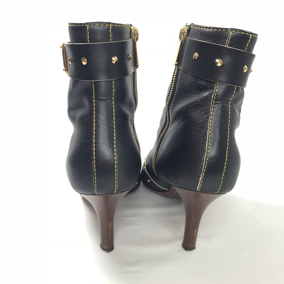 LOUIS VUITTON • Suhali Studded Boot • Authentic 40 - Picture 6 of 8